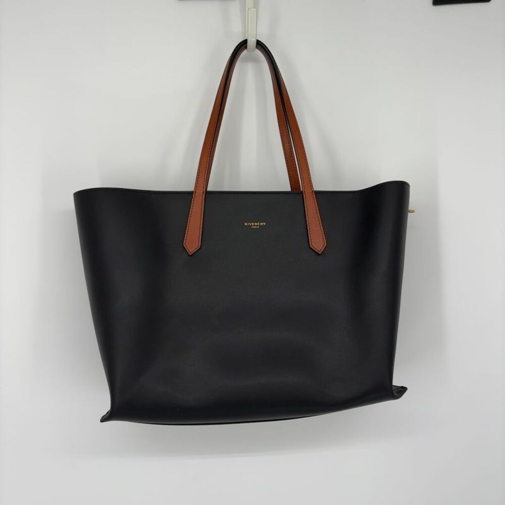 Givenchy Tote in Multicolor